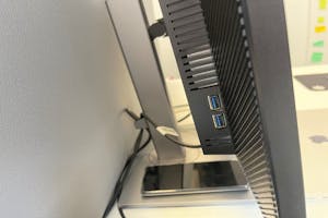 tyylikäs näyttö paras testissä, edullinen ja laadukas näyttö, hyvä tietokonenäyttö