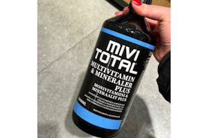 Mivitotal ravintolisä testivoittaja, paras monivitamiini nuorelle, paras monivitamiini naiselle 55+